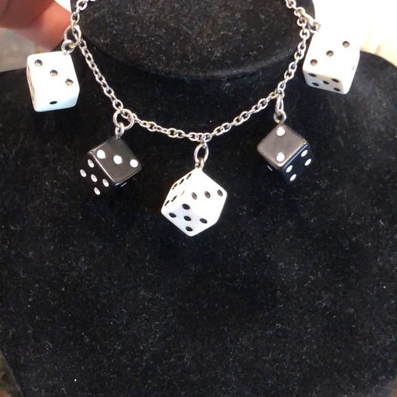 Black and white dice bracelet - Picture 2 of 2